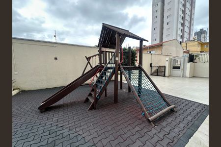 Apartamento à venda com 81m², 3 quartos e 1 vaga Apartamento à venda com 81m², 3 quartos e 1 vagaÁrea comum - Playground
