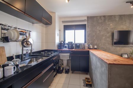 Apartamento à venda com 37m², 1 quarto e 1 vaga Apartamento à venda com 37m², 1 quarto e 1 vagaCozinha e área de serviço