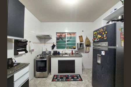 Casa à venda com 72m², 2 quartos e 2 vagasCozinha