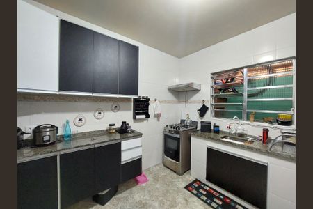 Casa à venda com 72m², 2 quartos e 2 vagasCozinha