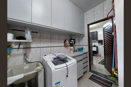 Casa à venda com 72m², 2 quartos e 2 vagasÁrea de Serviço