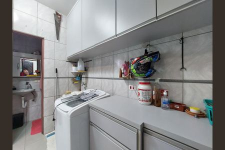 Casa à venda com 72m², 2 quartos e 2 vagasÁrea de Serviço