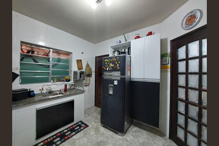 Casa à venda com 72m², 2 quartos e 2 vagasCozinha