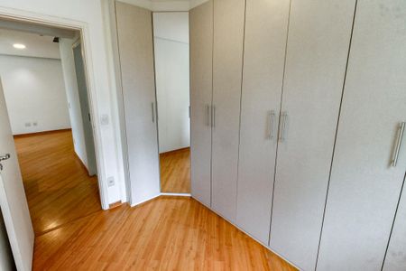 Apartamento para alugar com 69m², 2 quartos e 2 vagasQuarto 1 - Armários