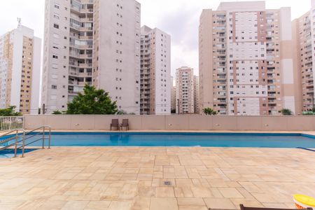 Apartamento para alugar com 38m², 1 quarto e 1 vaga Apartamento para alugar com 38m², 1 quarto e 1 vagaÁrea comum - Piscina
