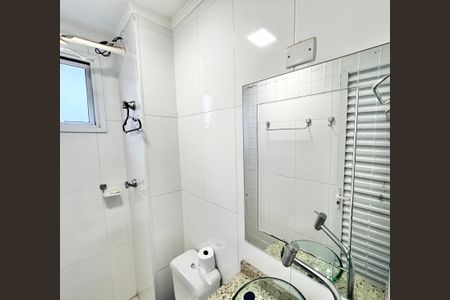 Apartamento à venda com 145m², 3 quartos e 4 vagasBanheiro de serviço