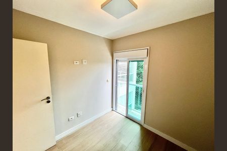 Apartamento à venda com 145m², 3 quartos e 4 vagasQuarto 3