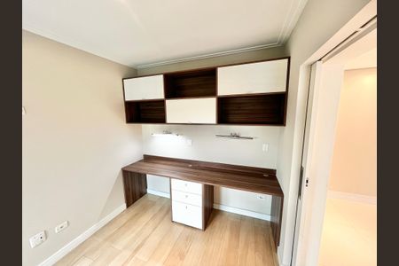 Sala de TV de apartamento à venda com 3 quartos, 145m² em Jardim São Paulo, São Paulo