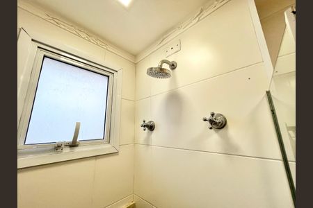 Apartamento à venda com 145m², 3 quartos e 4 vagasBanheiro