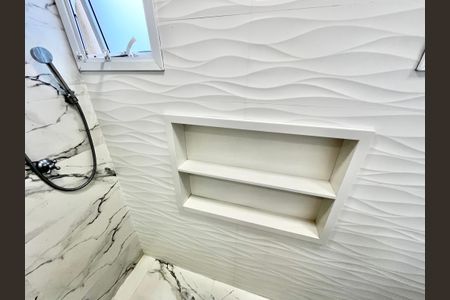 Apartamento à venda com 145m², 3 quartos e 4 vagasBanheiro da Suíte 1