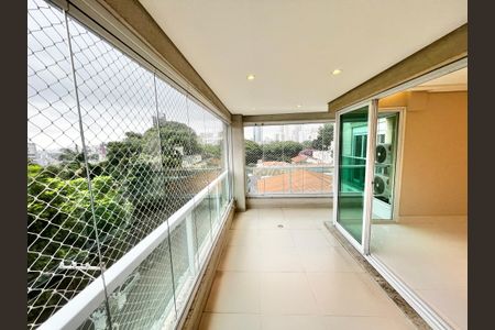 Apartamento à venda com 145m², 3 quartos e 4 vagasVaranda da Sala