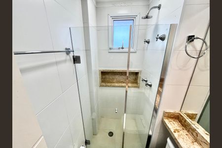 Apartamento à venda com 145m², 3 quartos e 4 vagasBanheiro