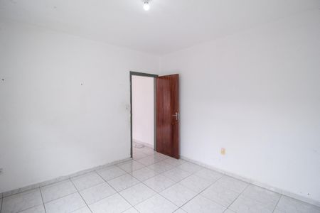 Quarto de casa para alugar com 1 quarto, 60m² em Veloso, Osasco