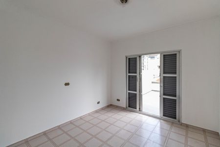 Casa à venda com 194m², 3 quartos e 2 vagasSuíte