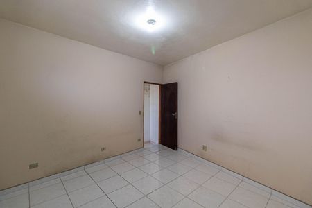 Casa à venda com 194m², 3 quartos e 2 vagasEdícula Quarto