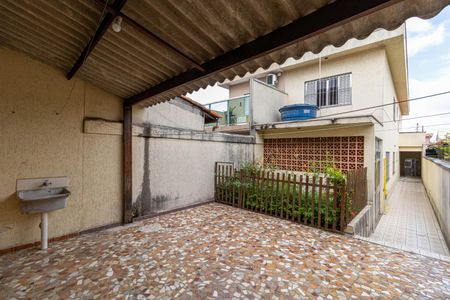 Casa à venda com 194m², 3 quartos e 2 vagasEdícula Área de Serviço