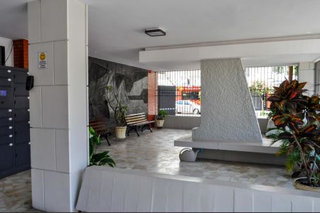 Apartamento à venda com 72m², 2 quartos e sem vagaHall de entrada