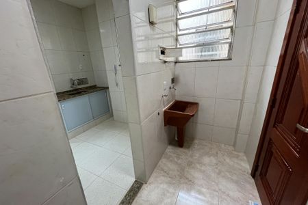 Apartamento à venda com 65m², 2 quartos e sem vagaArea de serviço