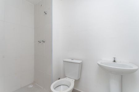 Apartamento à venda com 42m², 2 quartos e 1 vaga Apartamento à venda com 42m², 2 quartos e 1 vagaBanheiro Social