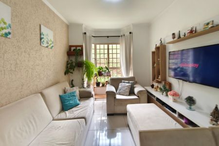 Sala de Estar de apartamento para alugar com 3 quartos, 65m² em Jardim Garcia, Campinas