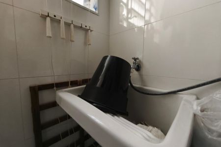 Apartamento à venda com 65m², 3 quartos e 1 vagaÁrea de Serviço