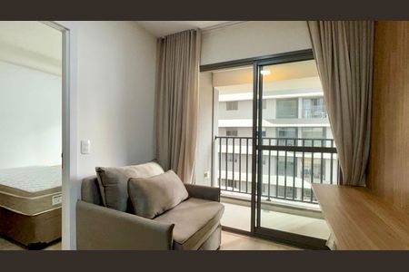 Sala de kitnet/studio para alugar com 1 quarto, 27m² em Pinheiros, São Paulo