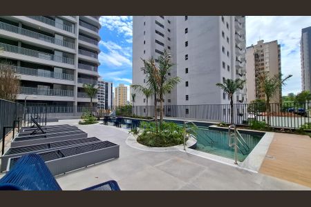 Apartamento para alugar com 27m², 1 quarto e sem vaga Apartamento para alugar com 27m², 1 quarto e sem vagaÁrea Comum - Piscina