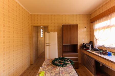 Casa à venda com 153m², 2 quartos e 2 vagas Casa à venda com 153m², 2 quartos e 2 vagasCozinha