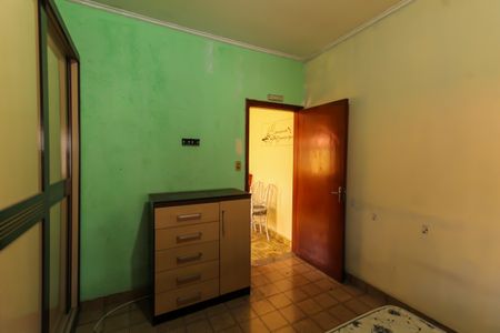 Casa à venda com 153m², 2 quartos e 2 vagas Casa à venda com 153m², 2 quartos e 2 vagasQuarto 1