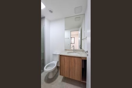 Apartamento para alugar com 27m², 1 quarto e sem vaga Apartamento para alugar com 27m², 1 quarto e sem vagaBanheiro da Suíte