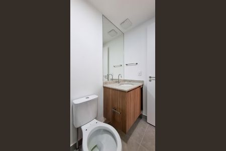 Apartamento para alugar com 27m², 1 quarto e sem vaga Apartamento para alugar com 27m², 1 quarto e sem vagaBanheiro da Suíte