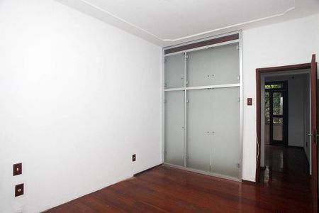 Apartamento à venda com 63m², 2 quartos e sem vagaQuarto 2