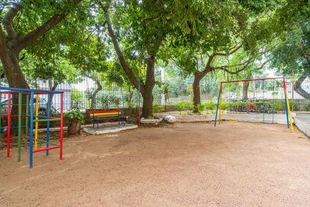 Apartamento à venda com 80m², 2 quartos e 1 vagaÁrea comum - Playground