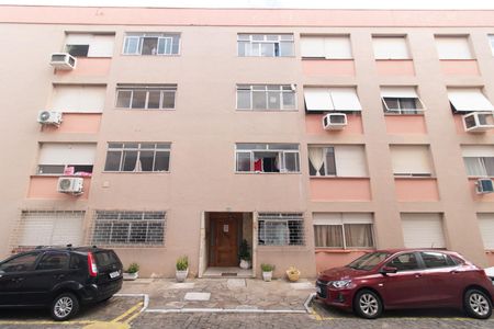 Apartamento à venda com 80m², 2 quartos e 1 vagaFachada do bloco