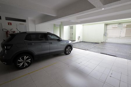 Apartamento à venda com 125m², 2 quartos e 2 vagas Apartamento à venda com 125m², 2 quartos e 2 vagasGaragem