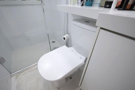 Apartamento à venda com 125m², 2 quartos e 2 vagas Apartamento à venda com 125m², 2 quartos e 2 vagasBanheiro Suíte
