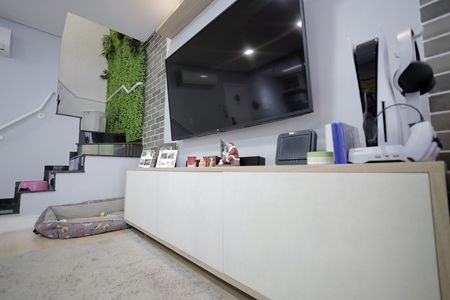 Apartamento à venda com 125m², 2 quartos e 2 vagas Apartamento à venda com 125m², 2 quartos e 2 vagasSala