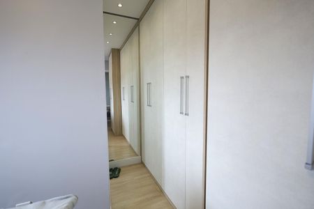 Apartamento à venda com 125m², 2 quartos e 2 vagas Apartamento à venda com 125m², 2 quartos e 2 vagasQuarto Suíte