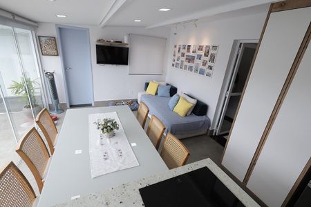 Apartamento à venda com 125m², 2 quartos e 2 vagas Apartamento à venda com 125m², 2 quartos e 2 vagasCozinha / Sala de Jantar
