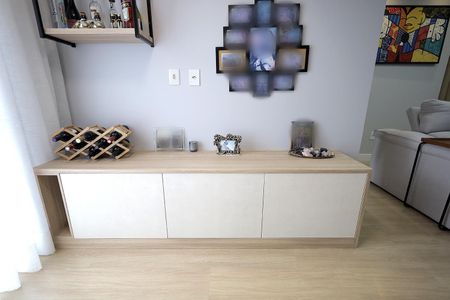 Apartamento à venda com 125m², 2 quartos e 2 vagas Apartamento à venda com 125m², 2 quartos e 2 vagasSala