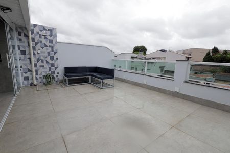 Apartamento à venda com 125m², 2 quartos e 2 vagas Apartamento à venda com 125m², 2 quartos e 2 vagasCobertura