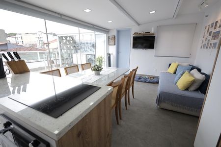 Apartamento à venda com 125m², 2 quartos e 2 vagas Apartamento à venda com 125m², 2 quartos e 2 vagasCozinha