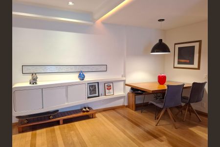 Apartamento à venda com 2 quartos, 84m² em Lagoa, Rio de Janeiro