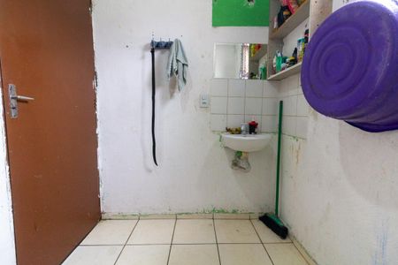 Apartamento à venda com 49m², 2 quartos e sem vaga Apartamento à venda com 49m², 2 quartos e sem vagaBanheiro