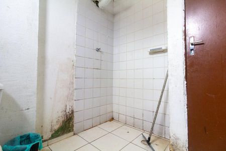 Apartamento à venda com 49m², 2 quartos e sem vaga Apartamento à venda com 49m², 2 quartos e sem vagaBanheiro