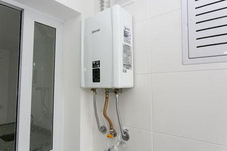 Apartamento para alugar com 76m², 2 quartos e 1 vagaÁrea de Serviço - Aquecedor a Gás