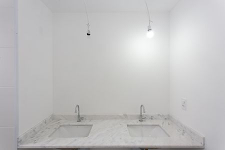 Apartamento para alugar com 76m², 2 quartos e 1 vagaBanheiro da Suíte 2