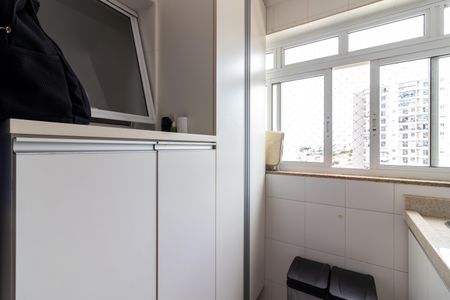 Apartamento à venda com 84m², 3 quartos e 2 vagas Apartamento à venda com 84m², 3 quartos e 2 vagasÁrea de Serviço