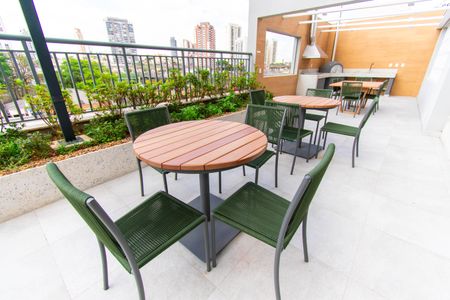 Apartamento à venda com 63m², 2 quartos e 1 vagaÁrea comum