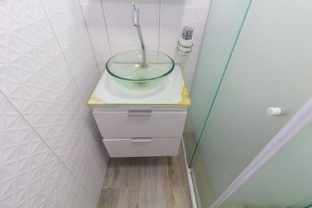 Apartamento para alugar com 71m², 2 quartos e 1 vaga Apartamento para alugar com 71m², 2 quartos e 1 vagaBanheiro